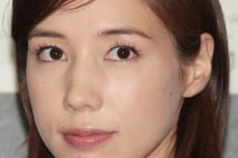 中尾明慶　妻・仲里依紗とデート中に元婚約者と鉢合わせで逃走