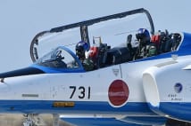 空自ブルーインパルス 隊員に選ばれるのは「この上ない名誉」