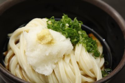神奈川県・中井PA／上り「中井麺宿」のぶっかけうどん