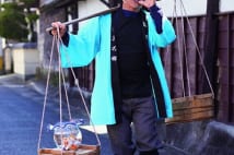 全国に千人以上いた金魚売り 現在は熊本の80歳男性ただ1人