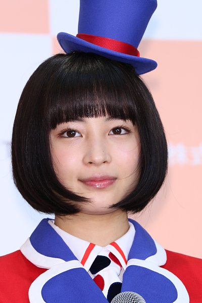 ショートボブ姿も話題に