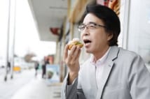 山路徹さん 狭山茶シュー、芋パフェ…PAスイーツをレポート