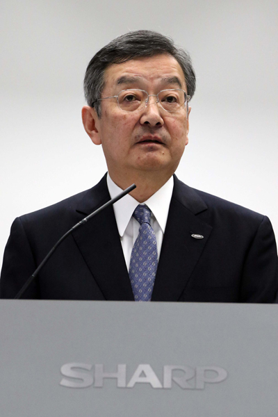 「不退転の覚悟で構造改革に挑む」と高橋興三・シャープ社長