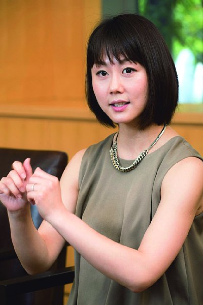 球場取材の裏側を語る元TBSの新井麻希アナ