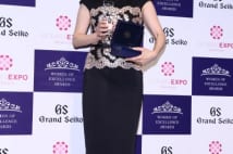 Women of Excellence Awardsを受賞した真矢ミキ