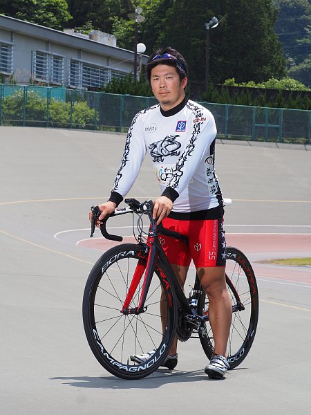 競輪・深谷和広選手が愛用する「エボルバー」