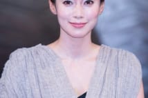 舞台『メアリー・スチュアート』に出演する中谷美紀