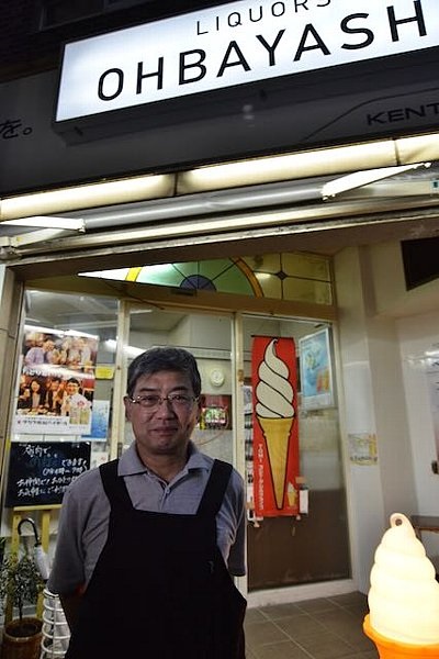 「妻は恥ずかしがって写真はダメです」と主人の花井さん