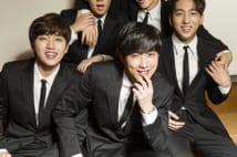 B1A4 会って話せないとき携帯メールで次回作品の方向性話合う