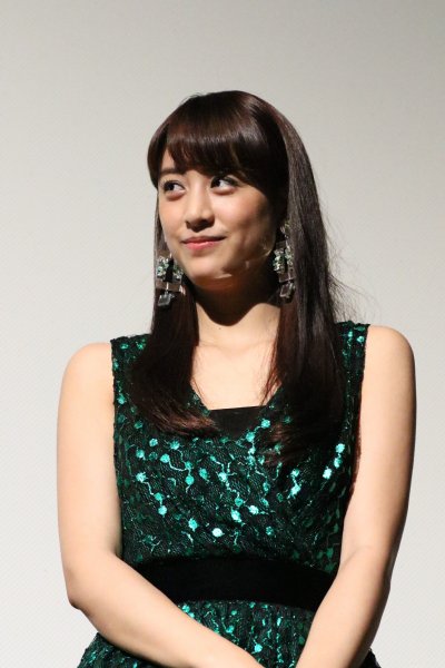 主演の山本美月