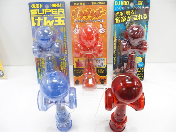 けん玉ブームが再燃（幻冬舎のSUPERけん玉）