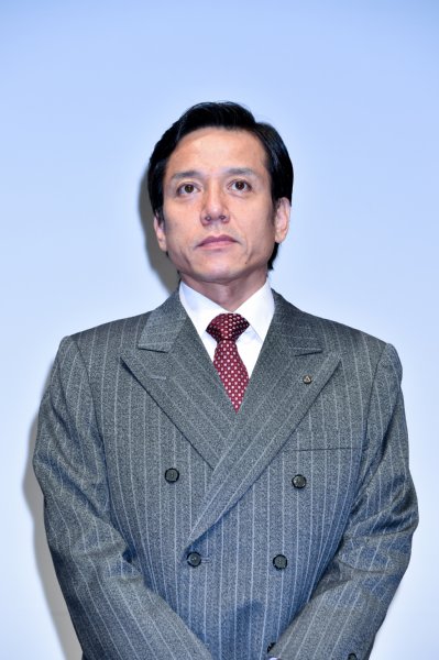 江口の同期役を演じる勝村政信