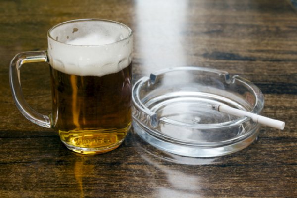 20歳以下の酒煙草は？