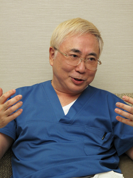 下流老人問題を語る高須院長