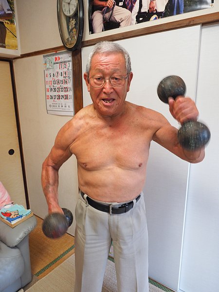 80歳で300ヤード ギネスじいさん はt ウッズ参考にする Newsポストセブン