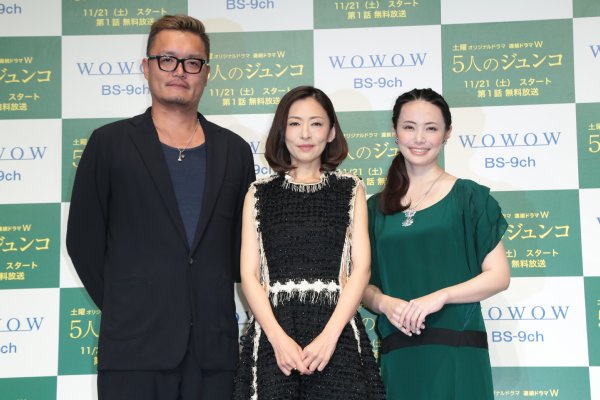 左から権野元監督、松雪泰子、ミムラ