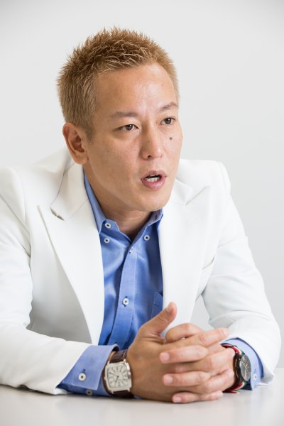 R-1優勝で生活が激変したと語る