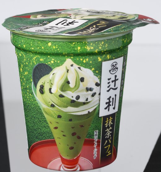 『辻利 抹茶パフェ』173円／明治