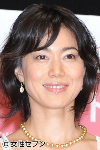赤い口紅が復権 少しずつ景気上向いている影響ではとの分析 Newsポストセブン 赤い口紅が復権 少しずつ景気上向いている影響ではとの分析 Newsポストセブン