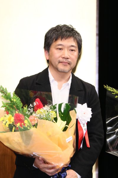 『海街diary』で山路ふみ子映画賞を受賞した是枝裕和監督
