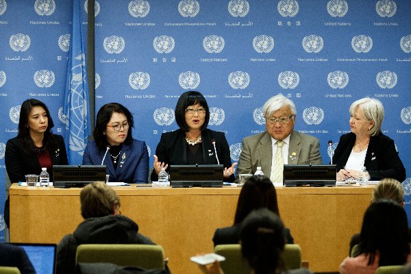国連で「慰安婦問題」を訴える5か国の議員連盟 新華社/AFLO