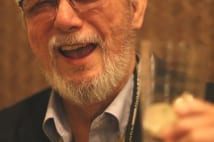 82歳の宍戸錠氏 「酔ってもタクシー使わず歩く」から元気