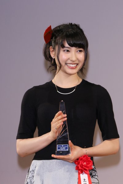 エランドール賞新人賞を獲得した土屋太鳳