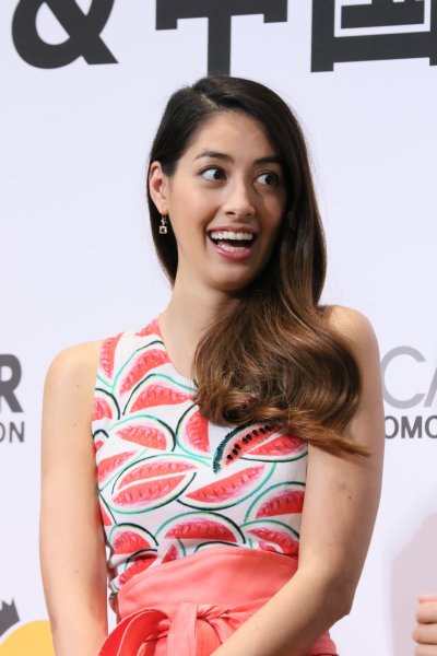 驚く顔も美しい森泉