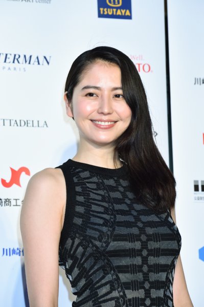 第70回毎日映画コンクールで女優助演賞獲得の長澤まさみ