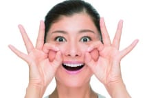 ほうれい線を消すための美顔トレーニング 10秒割り箸スマイル Newsポストセブン ほうれい線を消すための美顔トレーニング 10秒割り箸スマイル Newsポストセブン