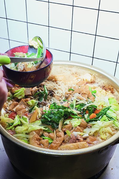 東関部屋の圧巻！鶏尽くしちゃんこ