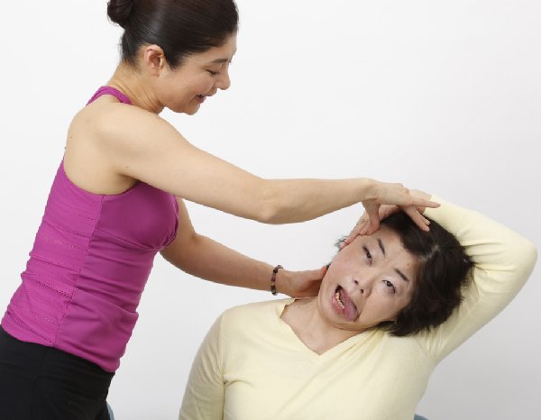 こめかみストレッチにも挑戦！
