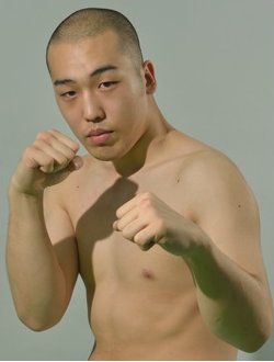 元慶応大法科大学院生で元プロボクサーの小番一騎被告