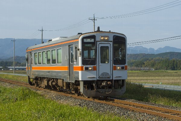 このほど全線復旧する名松線。2015年11月撮影（写真提供：JR東海）