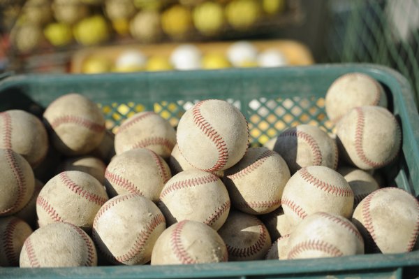 なぜ高校野球は人を惹きつけるのか