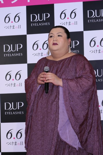 写真 初代tsukemaクイーンのマツコ 二代目にローラを指名 Newsポストセブン Part 2 写真 初代tsukemaクイーンのマツコ 二代目にローラを指名 Newsポストセブン Part 2