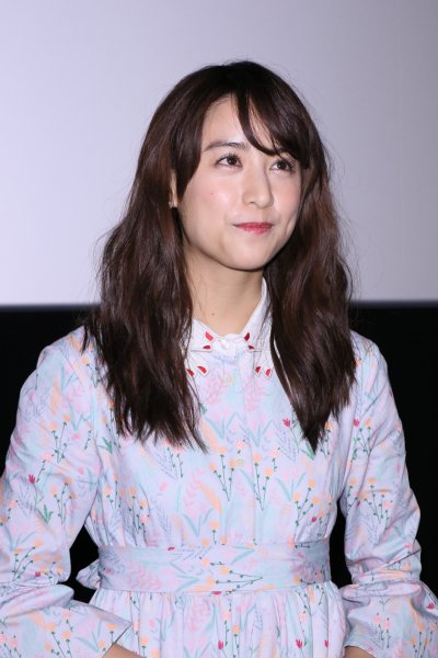 山本美月と玉城ティナの背後に貞子と伽椰子が Newsポストセブン