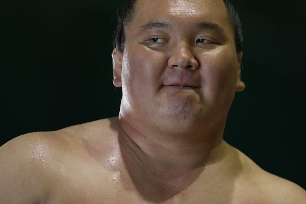 10年ぶりの全休となった白鵬