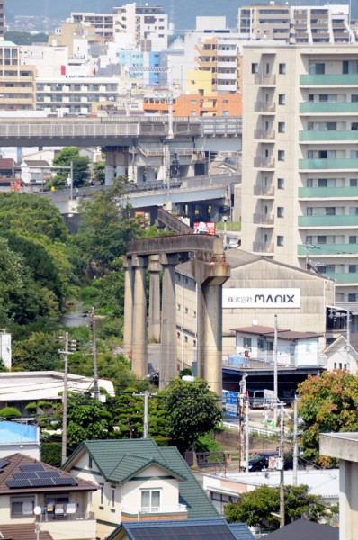 取り壊しが決まった姫路市営モノレールの遺構
