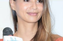 吉川ひなのがリゾート地での結婚を妻夫木聡・マイコに推奨