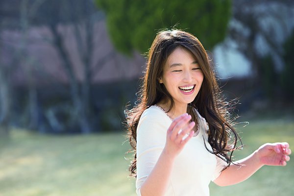 謎の美女・YURI