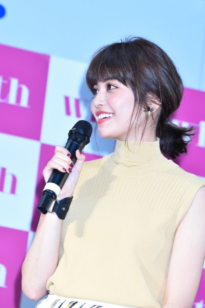 35周年を迎えた女性誌withの専属モデル・垣内彩未