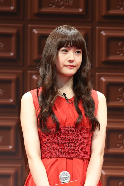 「ガーナ」のイベントに登場した松井愛莉