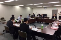 喫煙室設置に関する助成金制度の見直しも検討されている