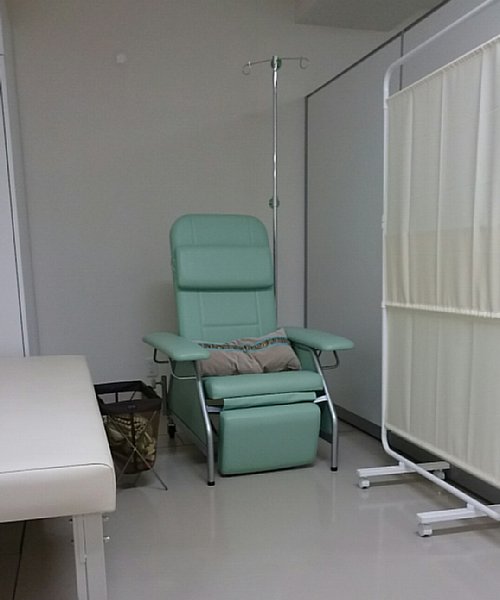 「これってサウナの休憩室にあるヤツじゃん!!」