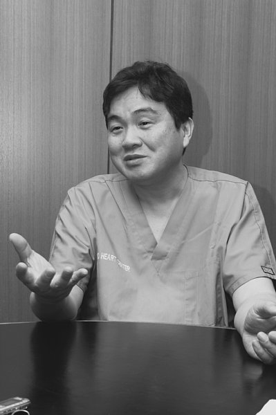 心臓外科の名医として知られる、昭和大学医学部心臓血管外科教授の南淵明宏氏