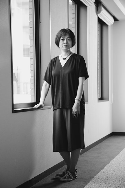 著者に訊け 恩田陸氏 音楽を描く青春小説 蜜蜂と遠雷 Newsポストセブン 著者に訊け 恩田陸氏 音楽を描く青春小説 蜜蜂と遠雷 Newsポストセブン