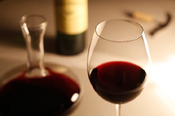 ワイン大国にも飲酒規制の波が押し寄せている