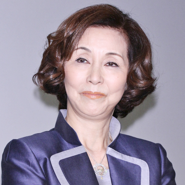 1975年に結婚した野際陽子さん