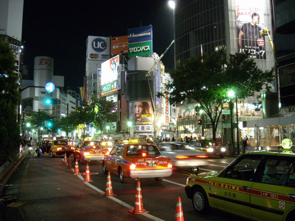 深夜の運転は判断力も鈍ってしまいがち